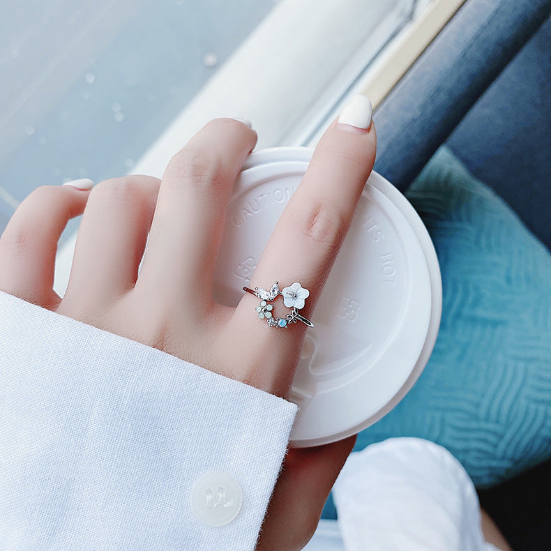 Silver Daisy Circular Open Ring.